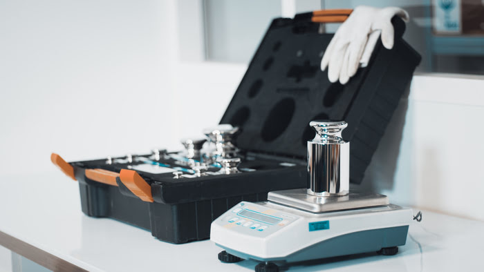 controle metrologie balance instrument de pesage à fonctionnement non automatique ipfna  