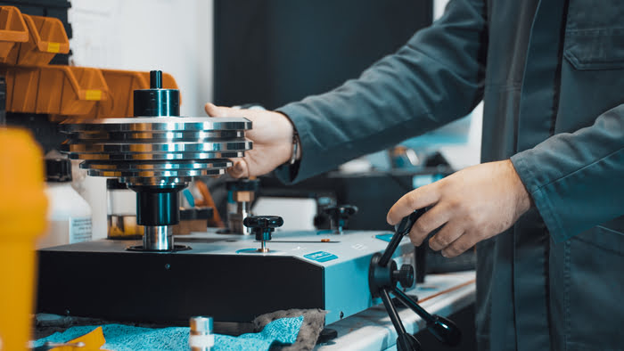 technicien en controle metrologique